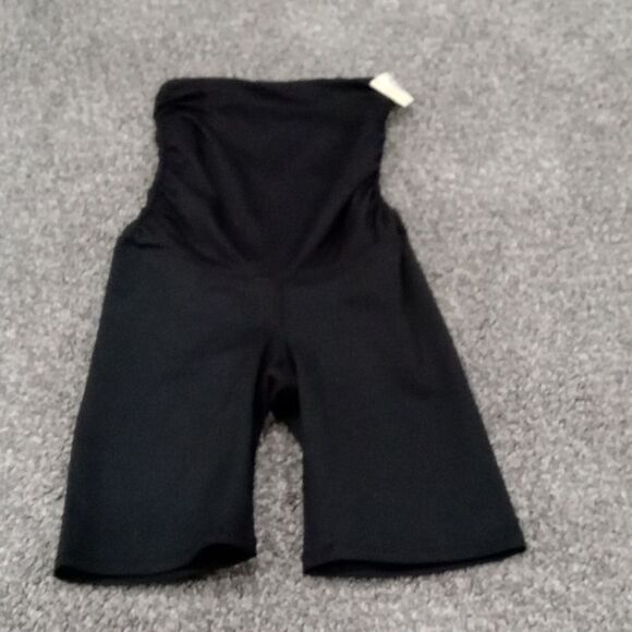 Good America high waisted above the knee short with side ruching size o NWT - Picture 2 of 2